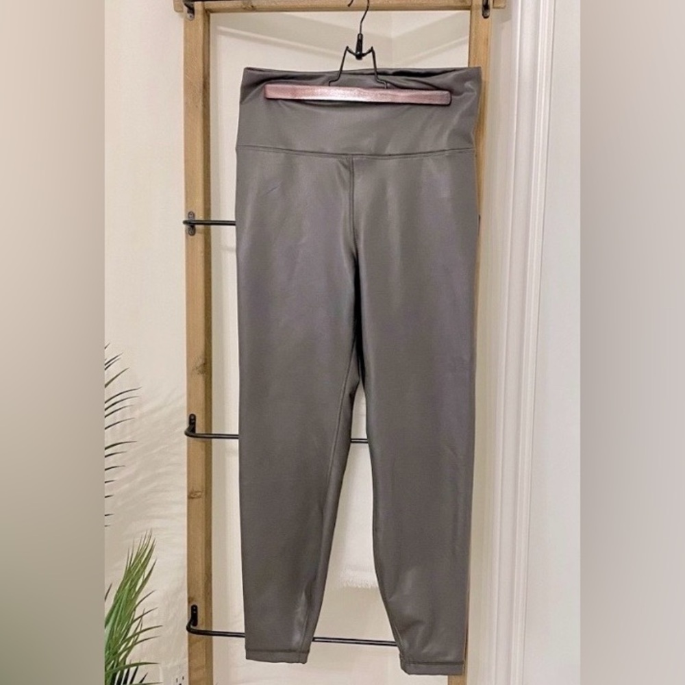 NWT Yogalicious Grey / Taupe Faux Leather Leggings, Size Large